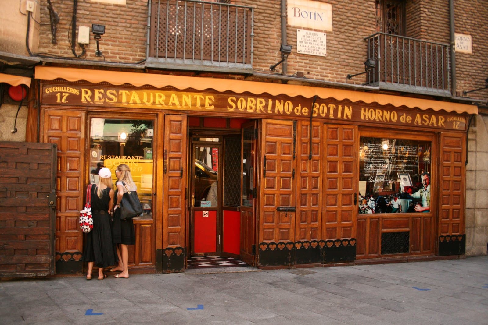 The frontage of Restaurante Sobrino de Botín in Madrid