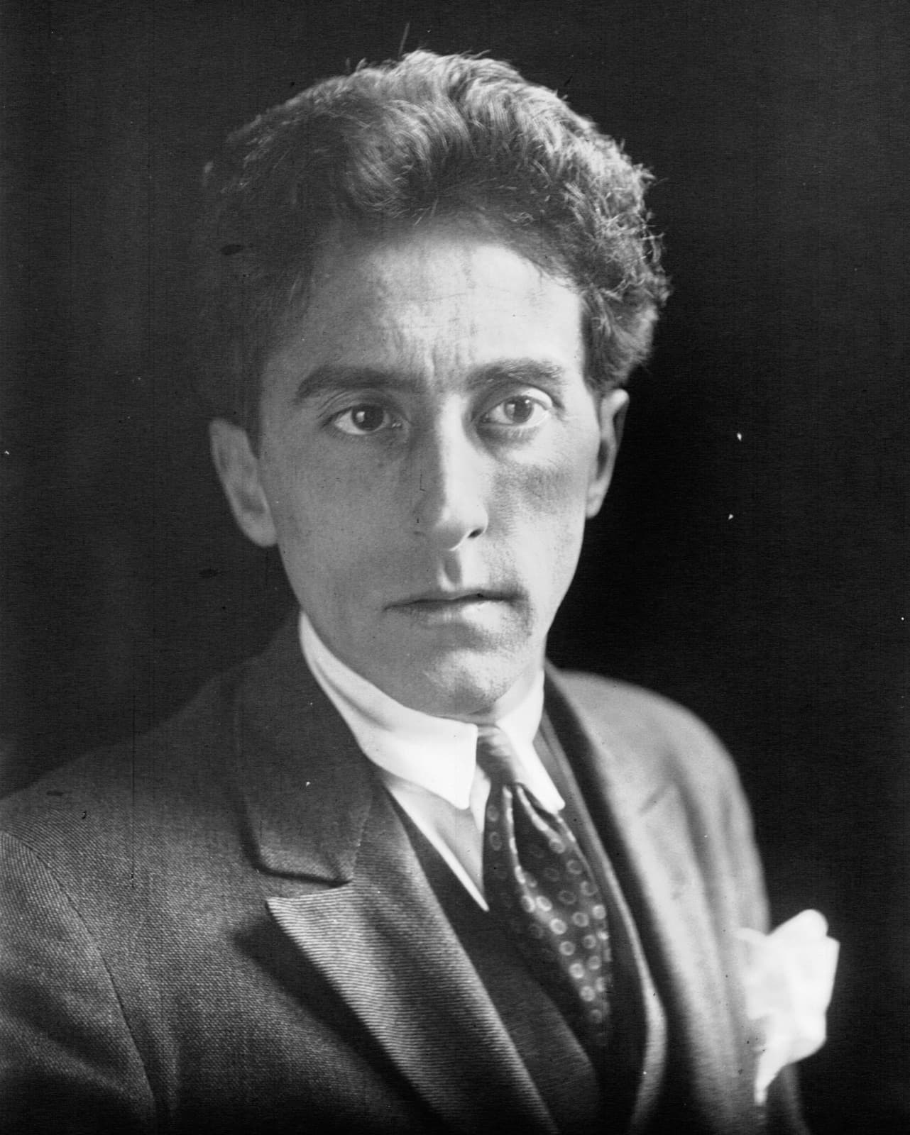 Second portrait of Jean Cocteau by the Agence Meurisse, 1923