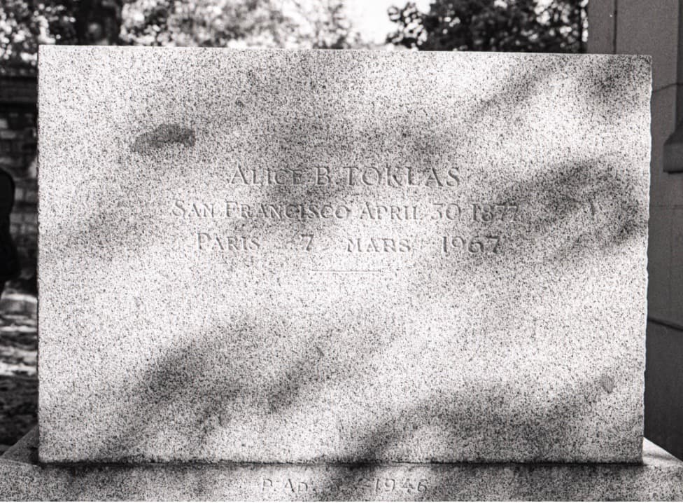 Alice B. Toklas's inscription on the reverse of Gertrude Stein's gravestone